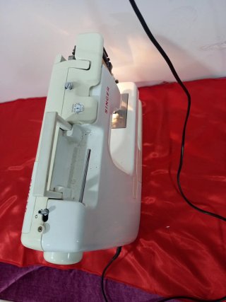 Máquina de coser Singer Profesional XL-10