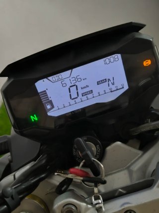 BMW G310R Negra Moto Naked