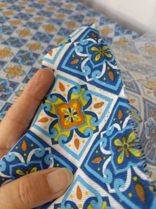 Retal 2x1,40 de tela de loneta estampada