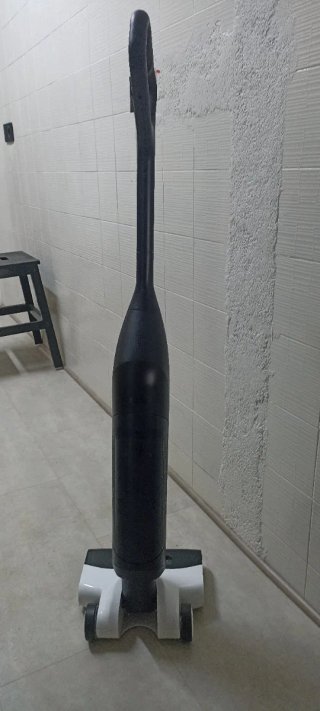 Una aspiradora/fregona casi sin uso