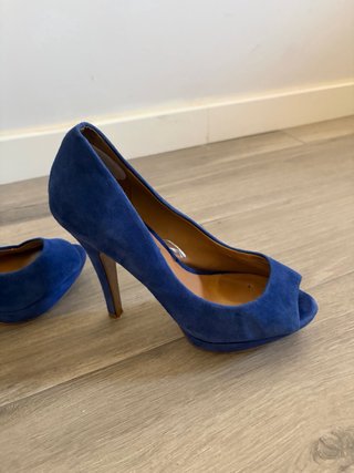Zapatos tacón Mango azul ante peep toe