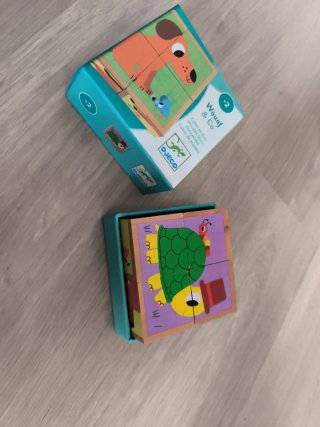 Djeco Cubos de Madera Wouaf & Co