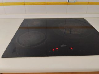 Piani cottura Beko con difetto nell'angolo