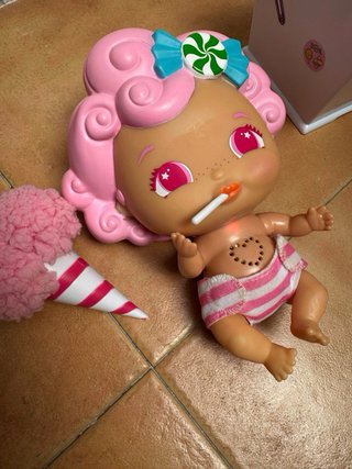 Muñeca Bellies con accesorios