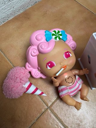 Muñeca Bellies con accesorios