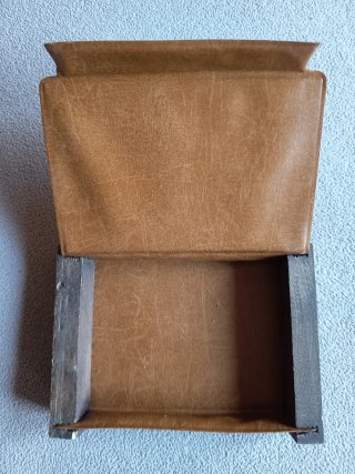 Antigua Caja Colección Cigarrillos Fuentes Rareza