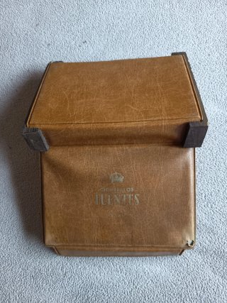 Antigua Caja Colección Cigarrillos Fuentes Rareza