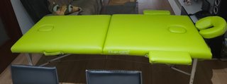 Camilla de masajes plegable verde