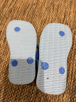 Chinelos Havaianas Mickey e Pluto Bebé