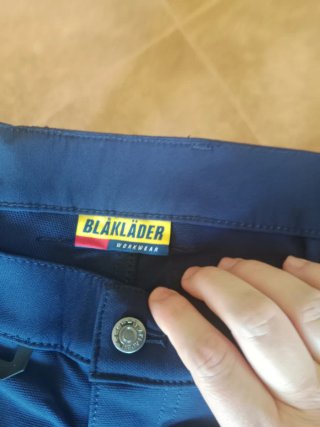 Con etiquetas Pantalón de trabajo Blaklader azul y
