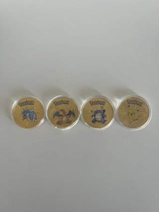Monedas Pokémon Doradas (Set de 4)