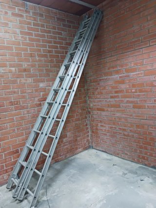Escaleras de aluminio - Varias medidas