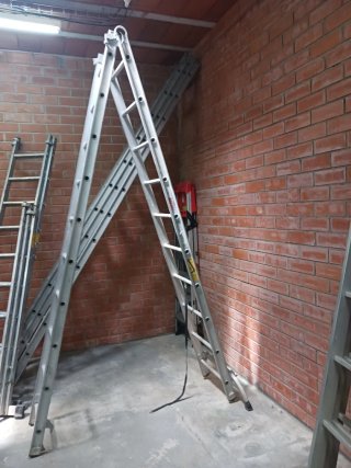 Escaleras de aluminio - Varias medidas