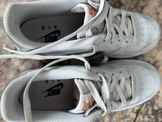 Nike Air Force 1 GS Plata Metálico Talla 38.5