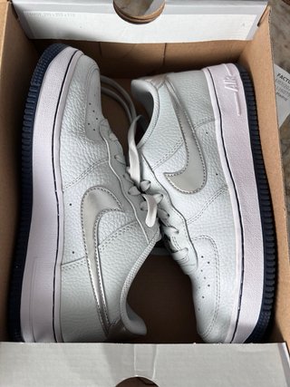 Nike Air Force 1 GS Plata Metálico Talla 38.5