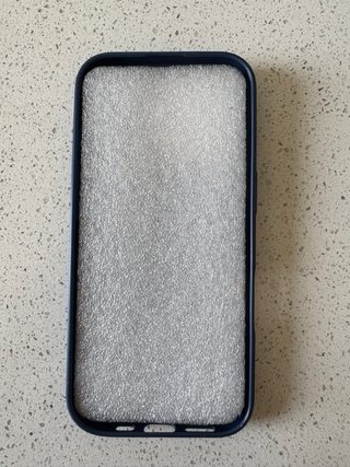 Funda iPhone 16 Pro - Shein