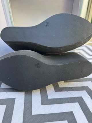 Botines de ante azul marino con cuña