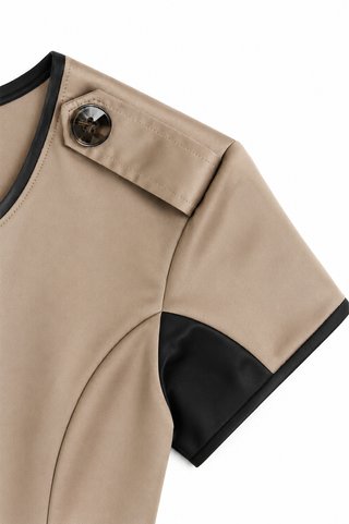 Vestido marrón/ caqui con cinturón a juego