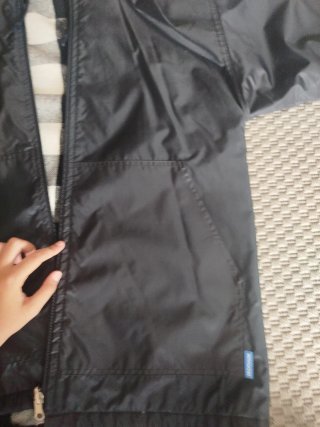 Chaqueta impermeable Decathlon negra