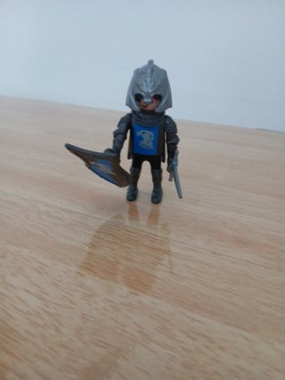 Playmobil Caballero con Escudo y Espada