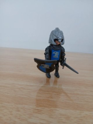 Playmobil Caballero con Escudo y Espada