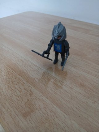 Playmobil Caballero con Escudo y Espada