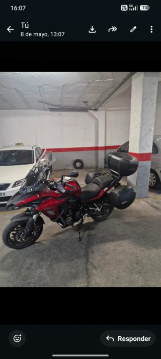 Benelli TRK 502 Adventure Roja