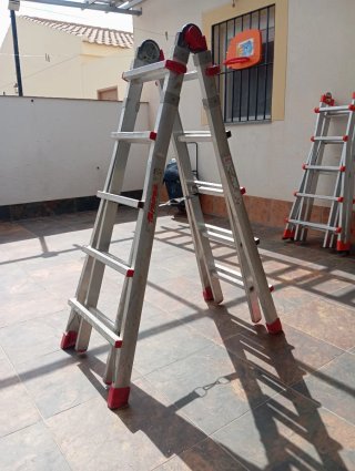 Escalera extensible aluminio