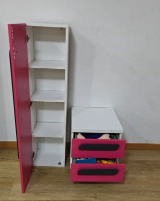 Cajonera con ruedas y columna de almacenaje