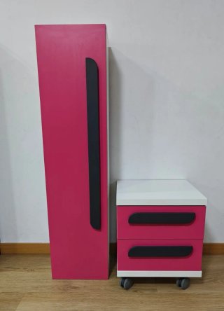 Cajonera con ruedas y columna de almacenaje