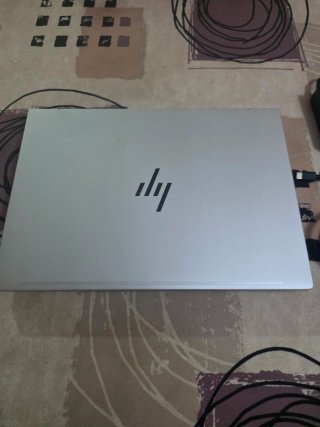 HP Elitebook G11 Plata Nuevo.