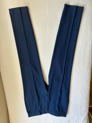 Traje Zara azul marino Talla 42