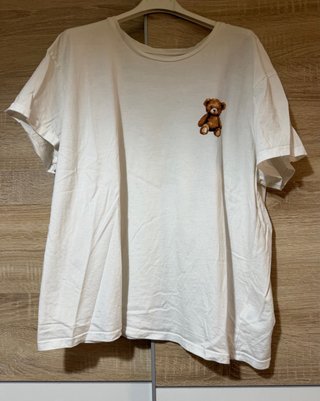Pijama blanco con ositos marrones