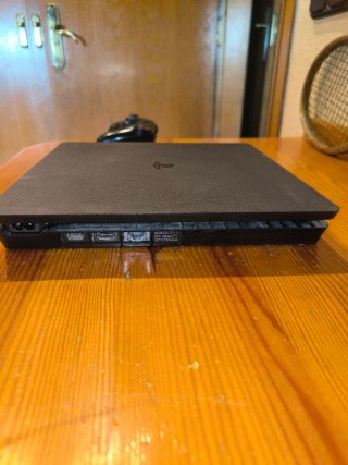 PS4 (PlayStation 4) Negra