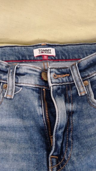 Bermuda Vaquera Tommy Jeans Talla 36