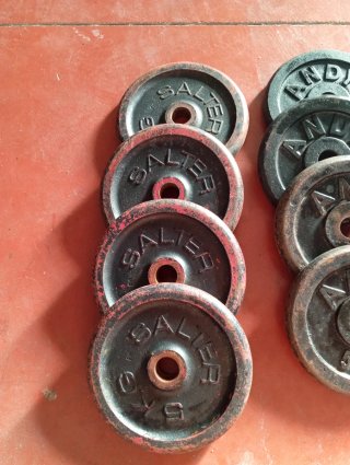 12 discos de 5 kg