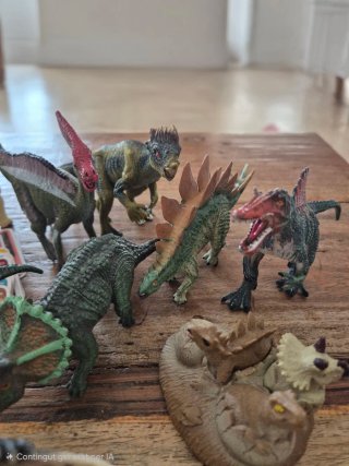 Lote dinosaurios de juguete
