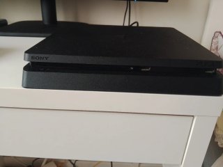 Monitor Acer y PS4 1TB