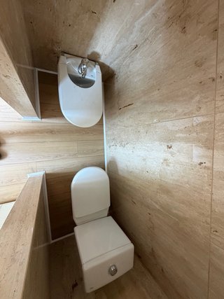 Instalación Tarima y Rodapié
