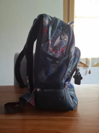 Mochila escolar Totto con estampado futbolero