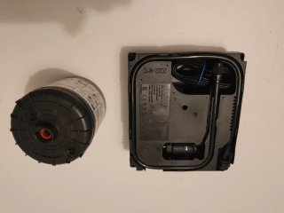 Kit antipinchazos Volvo original nuevo