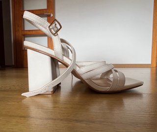 Sandalias de tacón blancas Piccola Più Talla 40