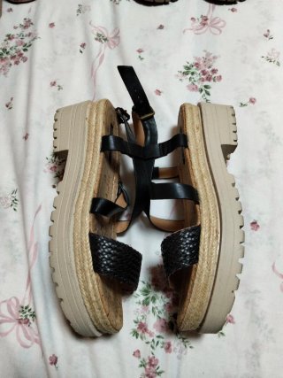 Sandalias Mustang Negras