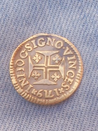 Moneda de oro antigua