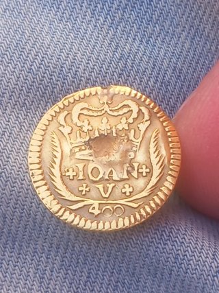 Moneda de oro antigua