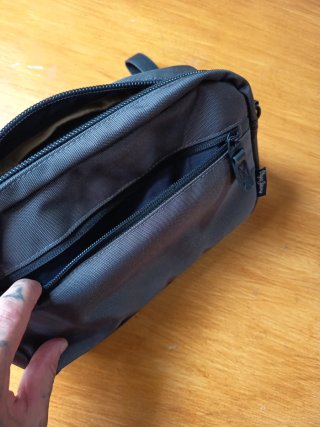 Bolso de Mano Pepe Jeans Iron Caballero Negro/Gris