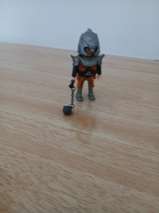 Playmobil Guerrero con Maza