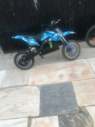 Moto infantil camuflaje azul Neon