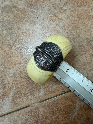 Brazalete antiguo hueso y plata maciza