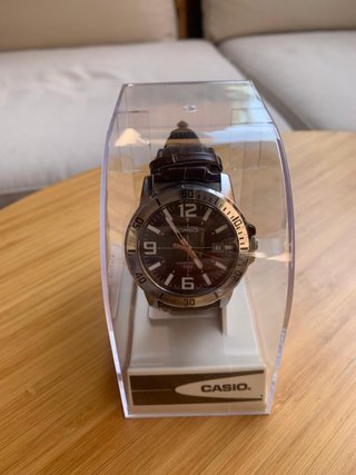 Reloj Casio MTP-VD01L-1BVUDF Negro/Marrón